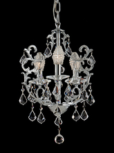  GH70379 - Fixtures/ Hanging & Pendants